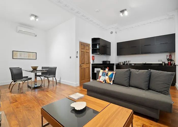 Apartment 2, 48 Bishopsgate By City Living London